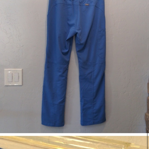 FIGS CASMA/KARA LIGHT BLUE SCRUB SET - Picture 12 of 16
